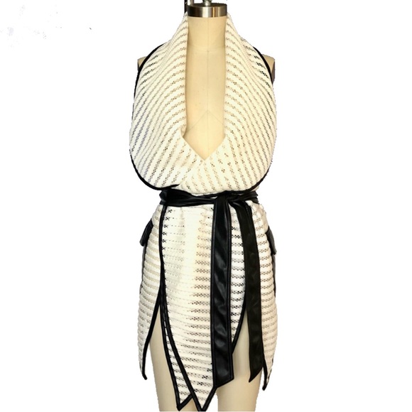 bebe Jackets & Blazers - NWT bebe shawl collar white mesh sleeveless jacket vest small black leather tri